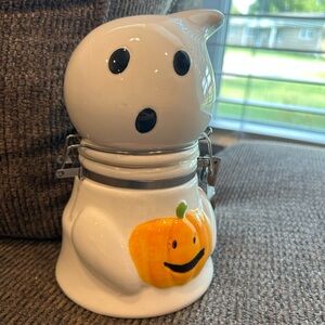 Boston Warehouse Ghost Jar